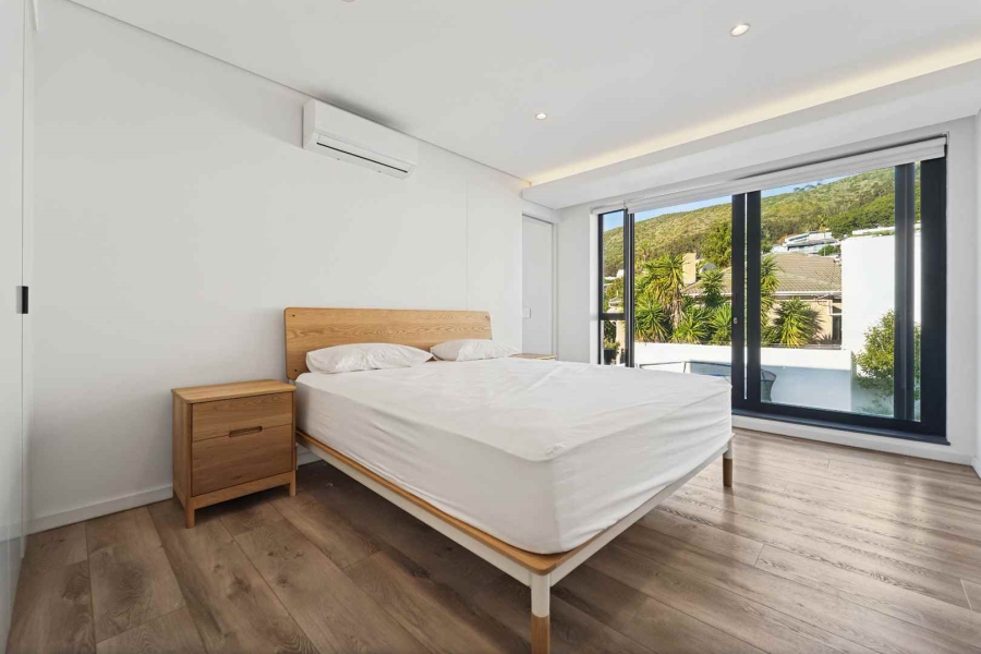 4 Bedroom Property for Sale in Fresnaye Western Cape